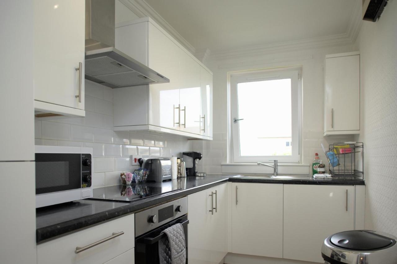 Modern 2-Bed Haven, Free Parking Apartment Edinburgh Exterior photo